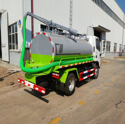 5方吸粪车多利卡 高效清洁解决方案