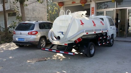 顺河回族区农用四轮吸粪车 多利卡助力绿色农业发展